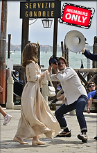 Barbara Palvin on the Set of a Photoshoot in Venice 09-01-2022
1515x2400 1.9 mb
Viewed 1 time
@BestEyeCandy.com