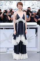 Celebrity Photo: Emma Stone
1200x1800 254 kb
Viewed 9 times
@BestEyeCandy.com
