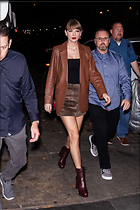 Celebrity Photo: Taylor Swift
1365x2048 692 kb
Viewed 11 times
@BestEyeCandy.com