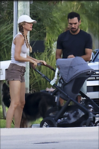 Celebrity Photo: Gisele Bundchen
740x1110 369 kb
Viewed 7 times
@BestEyeCandy.com