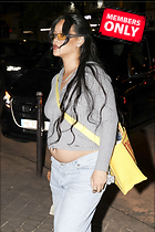 Celebrity Photo: Rihanna
2200x3300 2.4 mb
Viewed 1 time
@BestEyeCandy.com