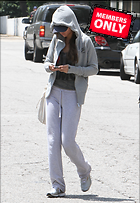Celebrity Photo: Selena Gomez
2048x2963 1.9 mb
Viewed 0 times
@BestEyeCandy.com