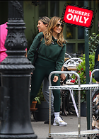 Celebrity Photo: Jennifer Lopez
2151x3011 2.7 mb
Viewed 1 time
@BestEyeCandy.com
