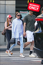 Celebrity Photo: Olivia Palermo
2000x3000 2.7 mb
Viewed 0 times
@BestEyeCandy.com
