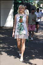 Celebrity Photo: Pixie Lott
1365x2048 1.1 mb
Viewed 11 times
@BestEyeCandy.com