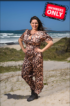 Celebrity Photo: Kelly Brook
5226x7839 2.3 mb
Viewed 1 time
@BestEyeCandy.com