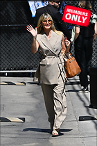 Celebrity Photo: Heidi Klum
2217x3325 2.9 mb
Viewed 1 time
@BestEyeCandy.com