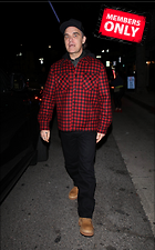 Celebrity Photo: Robbie Williams
2176x3500 1.7 mb
Viewed 0 times
@BestEyeCandy.com