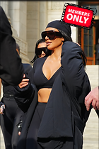 Celebrity Photo: Kimberly Kardashian
2333x3500 2.1 mb
Viewed 0 times
@BestEyeCandy.com