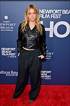 Celebrity Photo: Milly Alcock
1200x1799 270 kb
Viewed 11 times
@BestEyeCandy.com