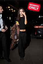 Celebrity Photo: Emily Ratajkowski
2333x3500 2.1 mb
Viewed 0 times
@BestEyeCandy.com