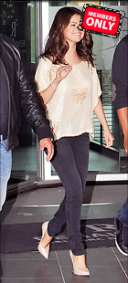 Celebrity Photo: Selena Gomez
2850x6315 1.7 mb
Viewed 0 times
@BestEyeCandy.com
