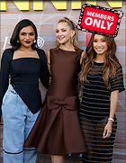 Celebrity Photo: Brenda Song
1582x2048 1.5 mb
Viewed 1 time
@BestEyeCandy.com