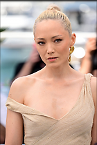 Celebrity Photo: Pom Klementieff
1200x1800 230 kb
Viewed 15 times
@BestEyeCandy.com