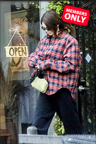 Kendall Jenner at Aldreds Coffee in West Hollywood 03-09-2020
2133x3200 4.0 mb
Viewed 1 time
@BestEyeCandy.com