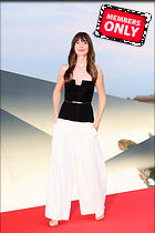 Celebrity Photo: Alison Brie
2730x4096 1.9 mb
Viewed 1 time
@BestEyeCandy.com