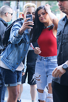Celebrity Photo: Selena Gomez
1000x1500 350 kb
Viewed 3 times
@BestEyeCandy.com