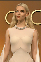 Celebrity Photo: Anya Taylor-Joy
2400x3600 1,032 kb
Viewed 10 times
@BestEyeCandy.com
