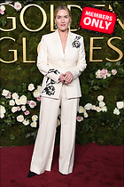 Celebrity Photo: Kate Winslet
2912x4368 1.6 mb
Viewed 1 time
@BestEyeCandy.com