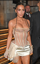 Celebrity Photo: Kimberly Kardashian
1484x2362 1.2 mb
Viewed 25 times
@BestEyeCandy.com