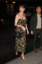 Celebrity Photo: Taylor Swift
2604x3906 1.3 mb
Viewed 30 times
@BestEyeCandy.com
