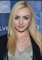 Celebrity Photo: Peyton Roi List
1904x2700 800 kb
Viewed 5 times
@BestEyeCandy.com