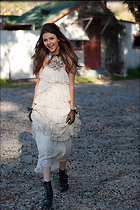 Celebrity Photo: Victoria Justice
733x1100 688 kb
Viewed 4 times
@BestEyeCandy.com