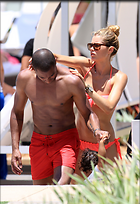 Celebrity Photo: Doutzen Kroes
2062x3000 583 kb
Viewed 7 times
@BestEyeCandy.com