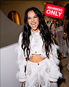 Celebrity Photo: Becky G
2880x3600 5.5 mb
Viewed 1 time
@BestEyeCandy.com