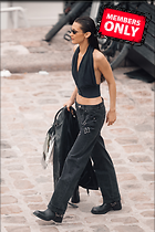 Celebrity Photo: Bella Hadid
2334x3500 3.3 mb
Viewed 1 time
@BestEyeCandy.com