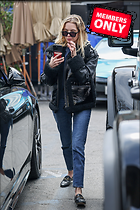 Celebrity Photo: Ashley Benson
2133x3200 2.9 mb
Viewed 1 time
@BestEyeCandy.com