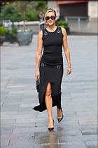 Celebrity Photo: Ashley Roberts
2 Photos
Photoset #709020
@BestEyeCandy.com