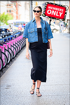 Celebrity Photo: Karlie Kloss
2333x3500 3.1 mb
Viewed 1 time
@BestEyeCandy.com