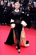 Celebrity Photo: Elsa Hosk
667x1000 88 kb
Viewed 7 times
@BestEyeCandy.com