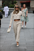 Celebrity Photo: Ashley Roberts
1200x1800   843 kb
Viewed 8 times
@BestEyeCandy.com