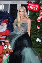 Celebrity Photo: Gwen Stefani
3657x5500 2.8 mb
Viewed 0 times
@BestEyeCandy.com