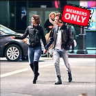 Celebrity Photo: Ewan Mcgregor
2400x2393 4.3 mb
Viewed 0 times
@BestEyeCandy.com