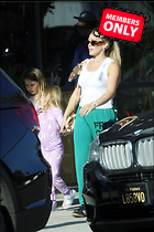 Celebrity Photo: Hilary Duff
2333x3500 2.6 mb
Viewed 0 times
@BestEyeCandy.com