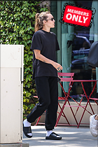 Celebrity Photo: Miley Cyrus
1563x2345 1.5 mb
Viewed 1 time
@BestEyeCandy.com