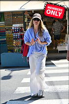 Celebrity Photo: Olivia Wilde
2333x3500 2.7 mb
Viewed 2 times
@BestEyeCandy.com