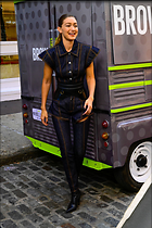 Celebrity Photo: Gigi Hadid
1365x2048 1,043 kb
Viewed 4 times
@BestEyeCandy.com