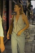 Celebrity Photo: Gigi Hadid
1086x1629 620 kb
Viewed 8 times
@BestEyeCandy.com