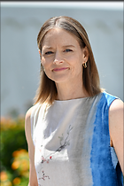 Celebrity Photo: Jodie Foster
2475x3712 1,031 kb
Viewed 3 times
@BestEyeCandy.com
