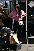 Brie Bella nIKKI and at Farmers Market in Los Angeles 02-15-2020
32 Photos
Photoset #705865
@BestEyeCandy.com
