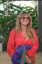 Celebrity Photo: Heidi Klum
1200x1800   255 kb
Viewed 20 times
@BestEyeCandy.com