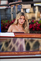 Celebrity Photo: Brooks Nader
1200x1800 227 kb
Viewed 13 times
@BestEyeCandy.com