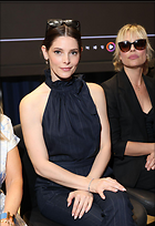 Celebrity Photo: Ashley Greene
1280x1864 238 kb
Viewed 9 times
@BestEyeCandy.com