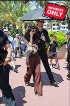Celebrity Photo: Emily Ratajkowski
4000x6000 2.1 mb
Viewed 1 time
@BestEyeCandy.com