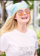 Celebrity Photo: Elle Fanning
1478x2048 855 kb
Viewed 10 times
@BestEyeCandy.com