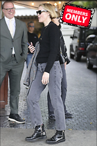 Celebrity Photo: Charlize Theron
2200x3300 1.7 mb
Viewed 1 time
@BestEyeCandy.com